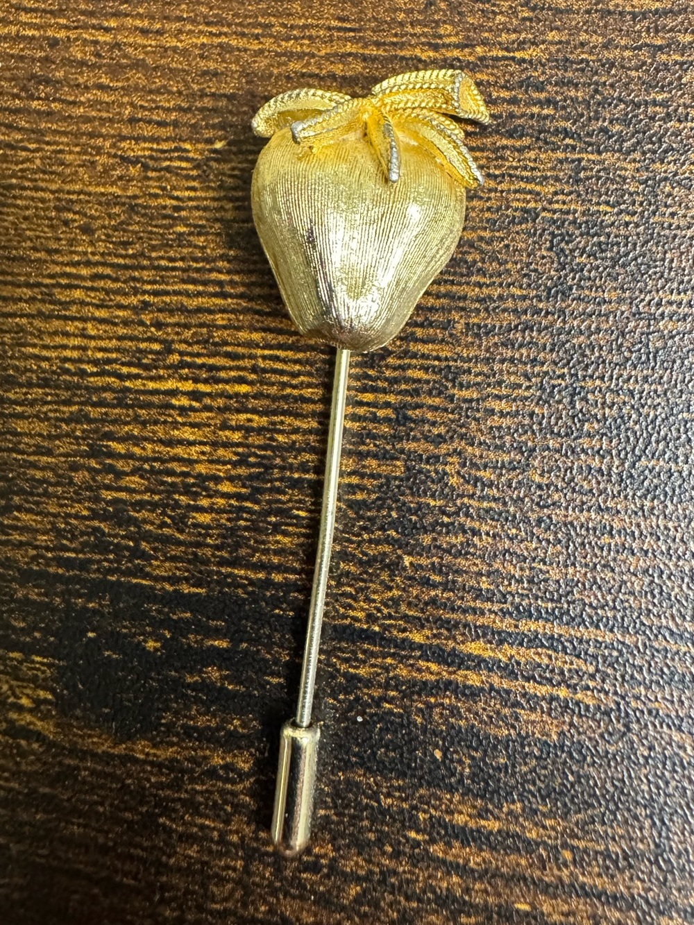 Vintage Gold Tone Strawberry Stick Hat Pin